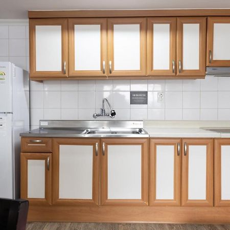 Bears Town Hotell Pocheon Eksteriør bilde