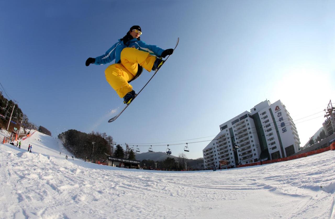Bears Town Hotell Pocheon Eksteriør bilde