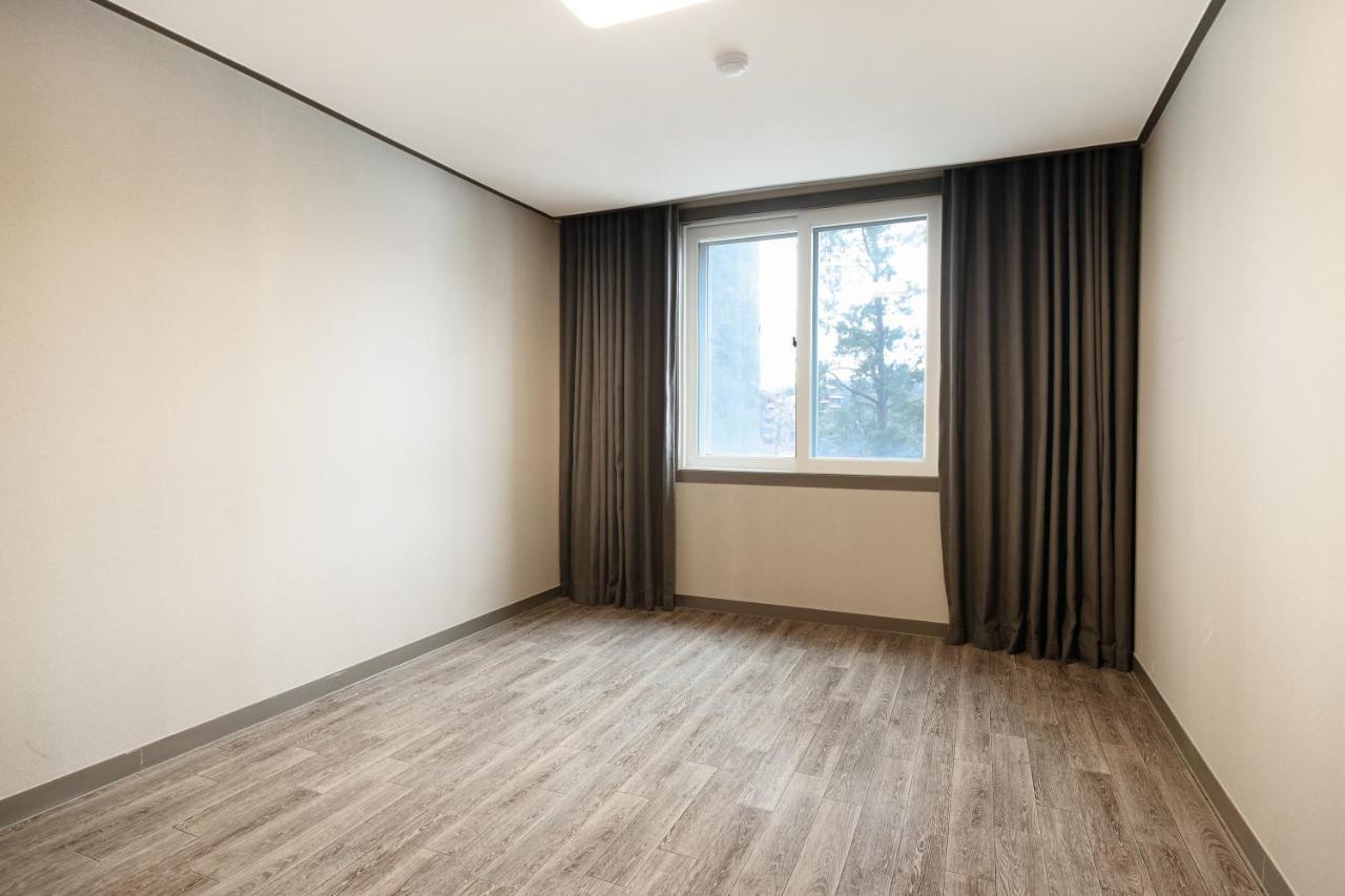 Bears Town Hotell Pocheon Eksteriør bilde