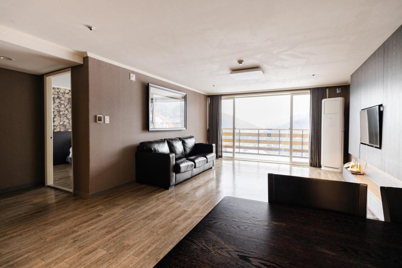 Bears Town Hotell Pocheon Eksteriør bilde