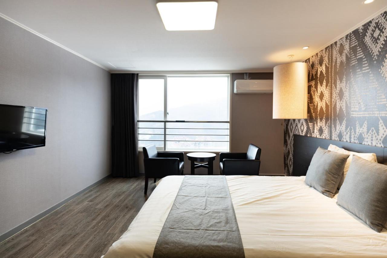 Bears Town Hotell Pocheon Eksteriør bilde