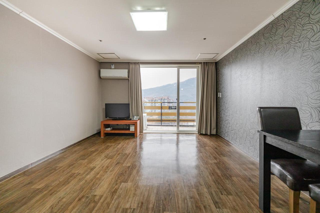 Bears Town Hotell Pocheon Eksteriør bilde